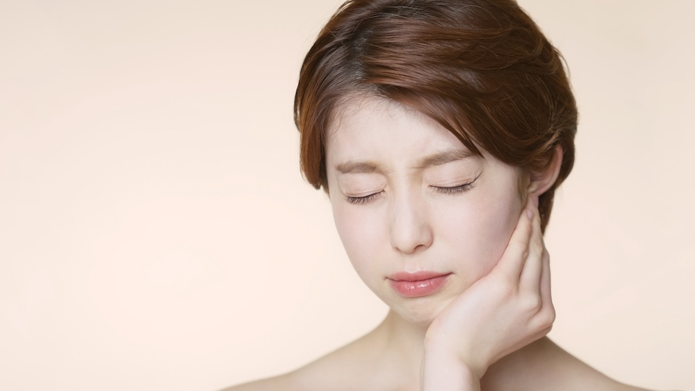 裏側矯正で「後悔した」という声の実態