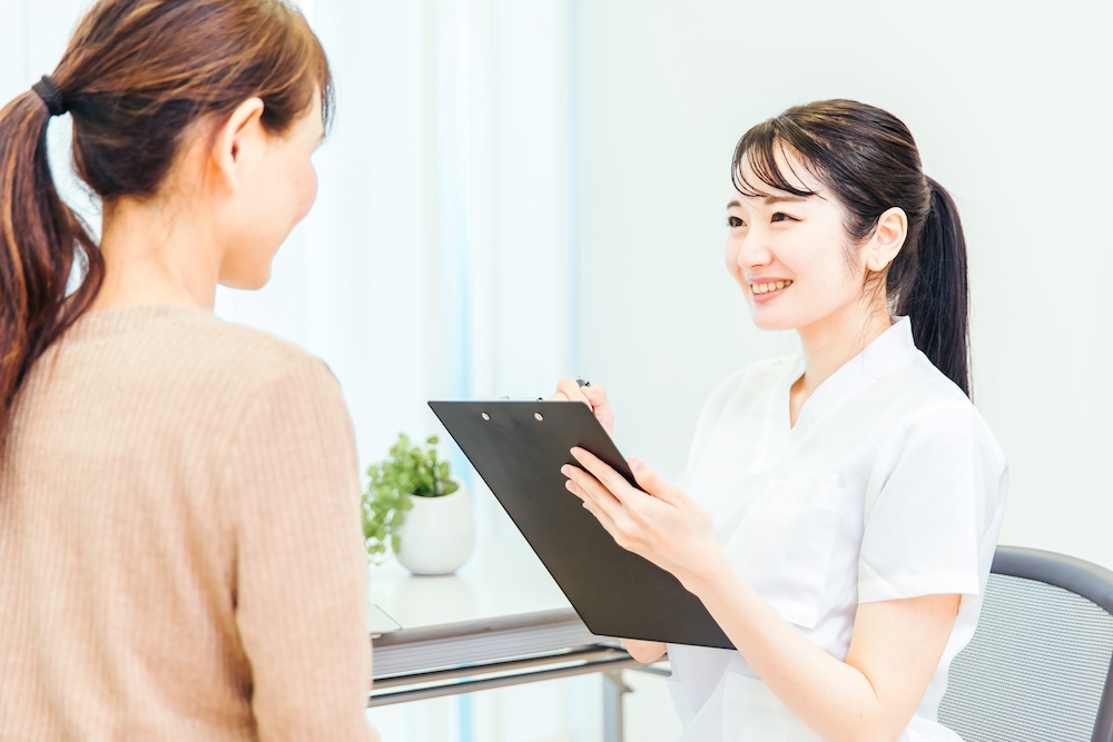 裏側矯正と表側矯正、どちらを選ぶべき？