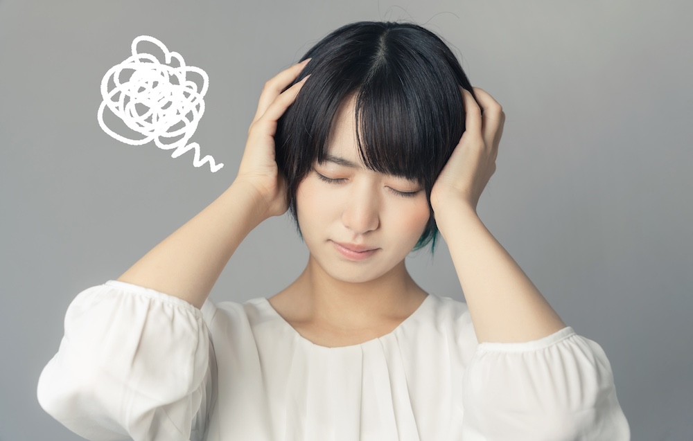 裏側矯正は本当に痛いのか？表側との違いや慣れるまでの期間